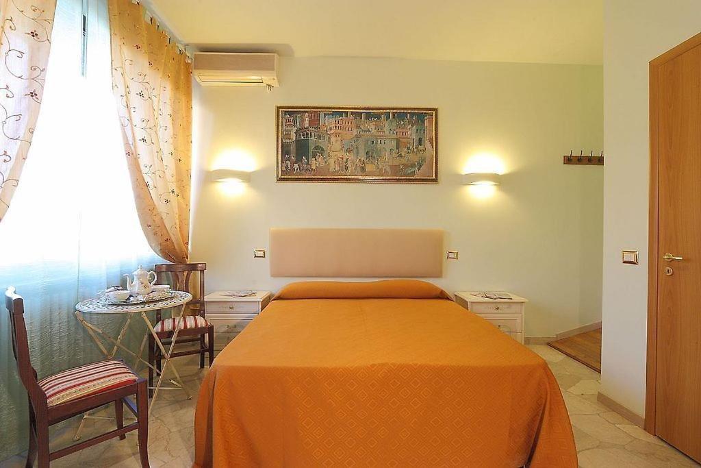 Arcadia Guesthouse フィレンツェ エクステリア 写真